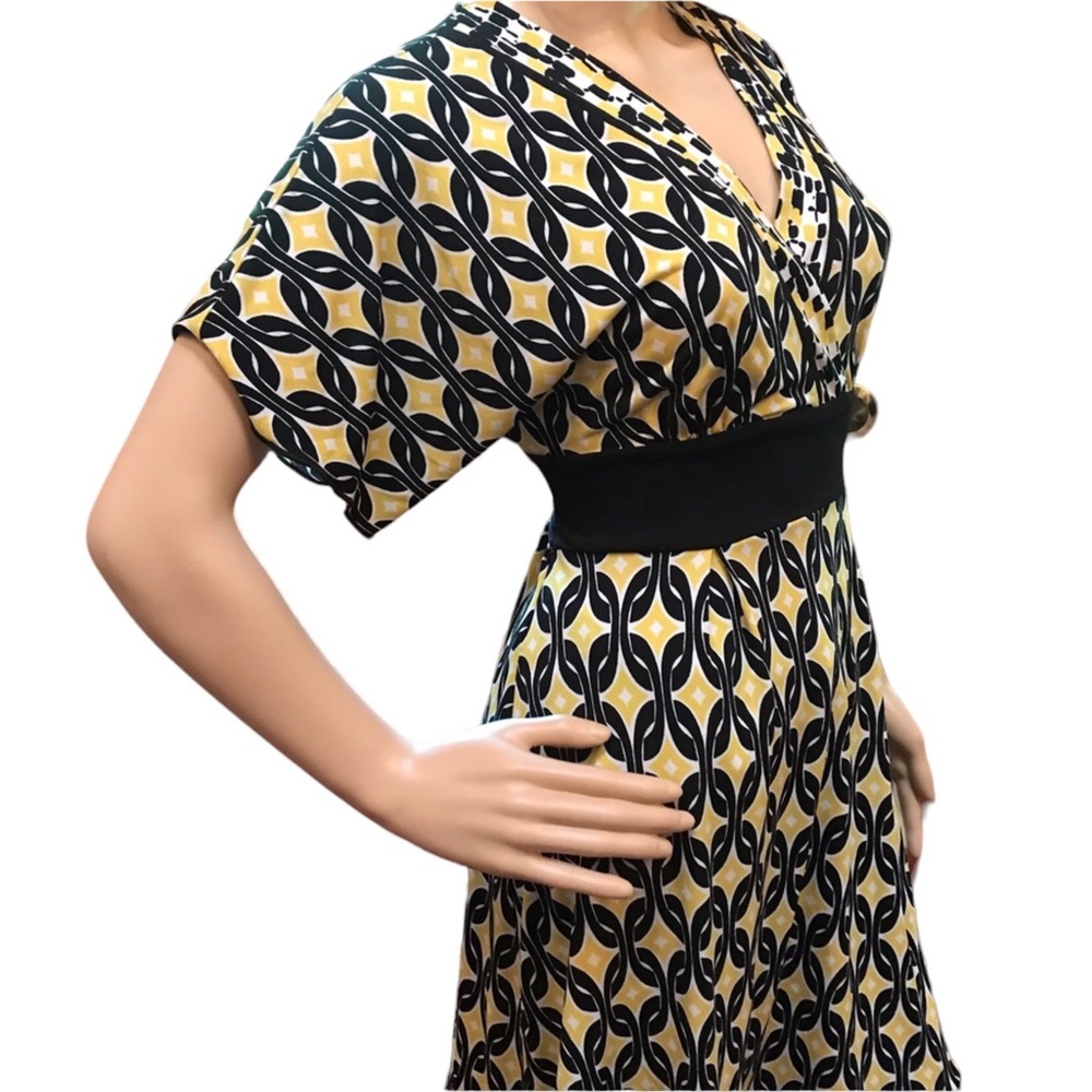 **LAST CHANCE CLEARANCE** AGB Bold Print Dress